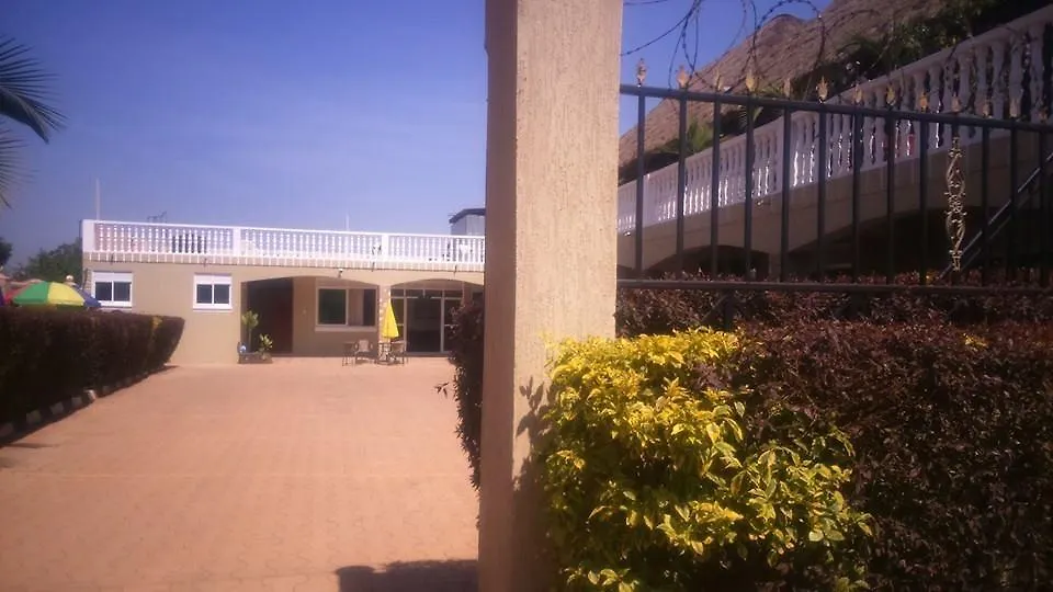 United Motel Entebbe 4*,